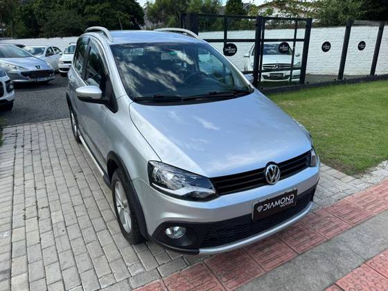 VOLKSWAGEN CROSSFOX 1.6 MI FLEX 8V 4P MANUAL